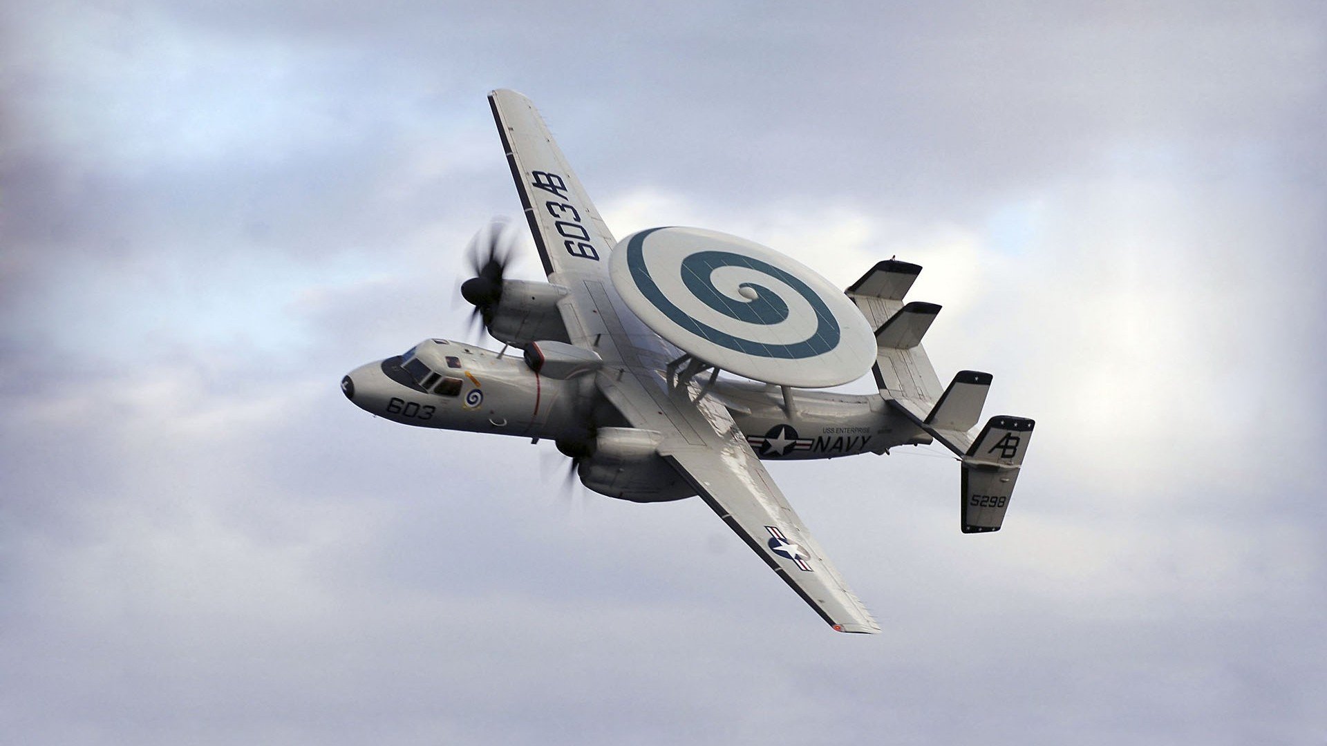 西甲：比利亚雷亚尔1-0胜皇家贝蒂斯，比赛紧张精彩，西甲比利亚雷亚尔vs皇家社会