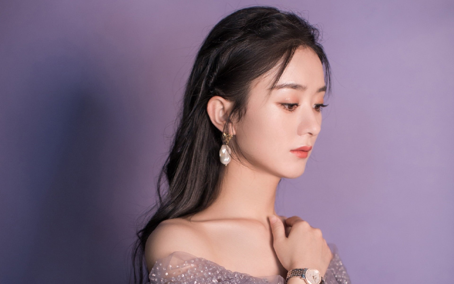 佛罗伦萨主场再遭尴尬失利,保级形势岌岌可危,佛罗伦萨球场