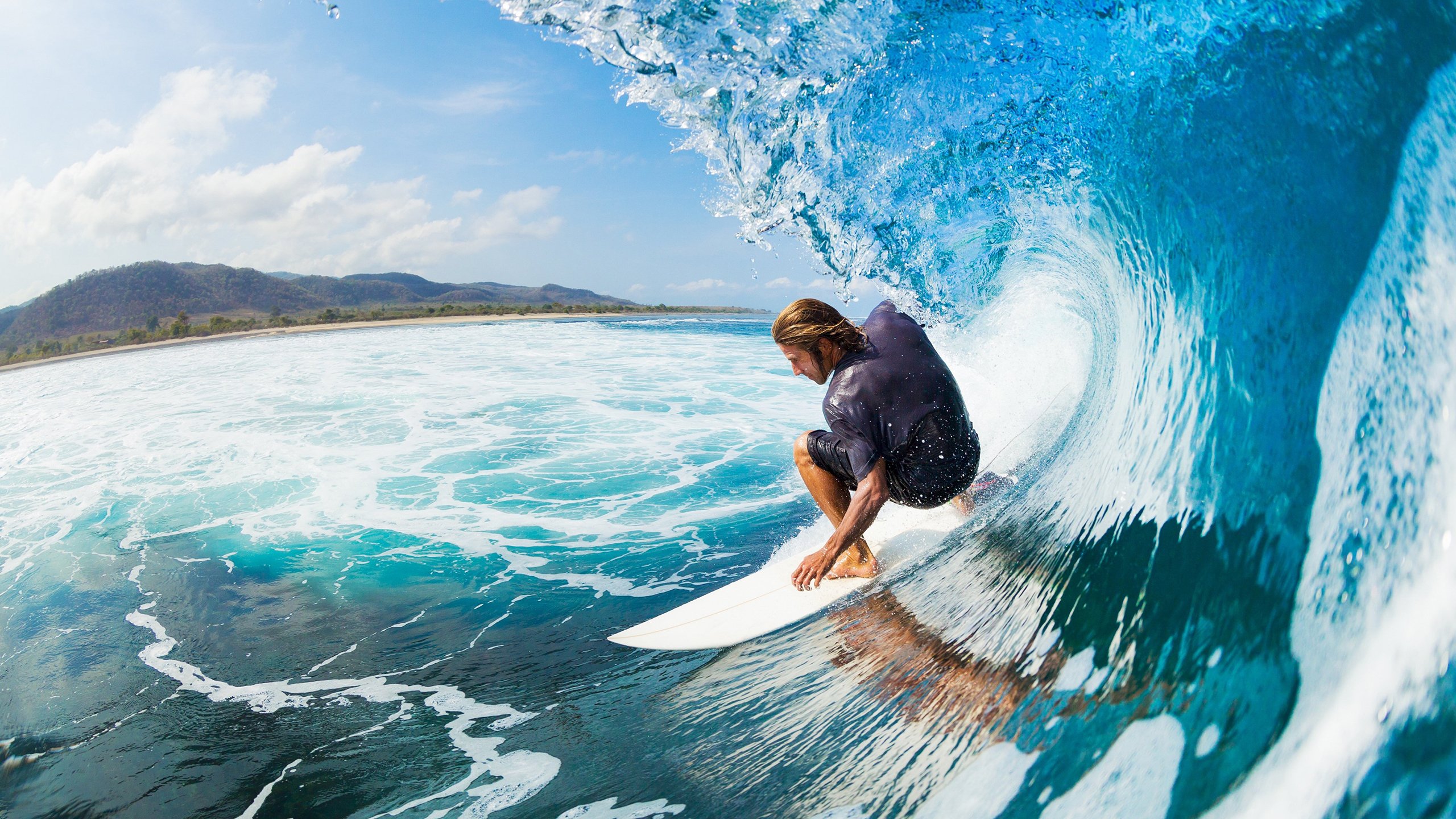 港口海上灯光水上漂流大赛，灯火璀璨中的极速漂流，水上灯光秀图片