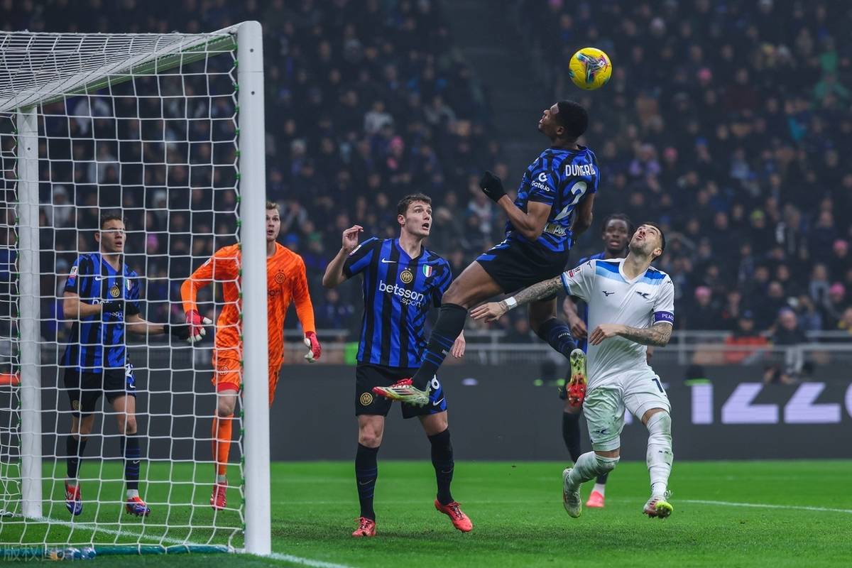 意甲联赛：“国际米兰展现统治力量，打响争冠名号”