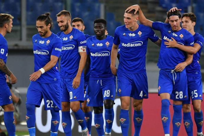 意甲联赛:“国际米兰展现统治力量,打响争冠名号” 意甲联赛:“国际米兰展现统治力量,打响争冠名号”